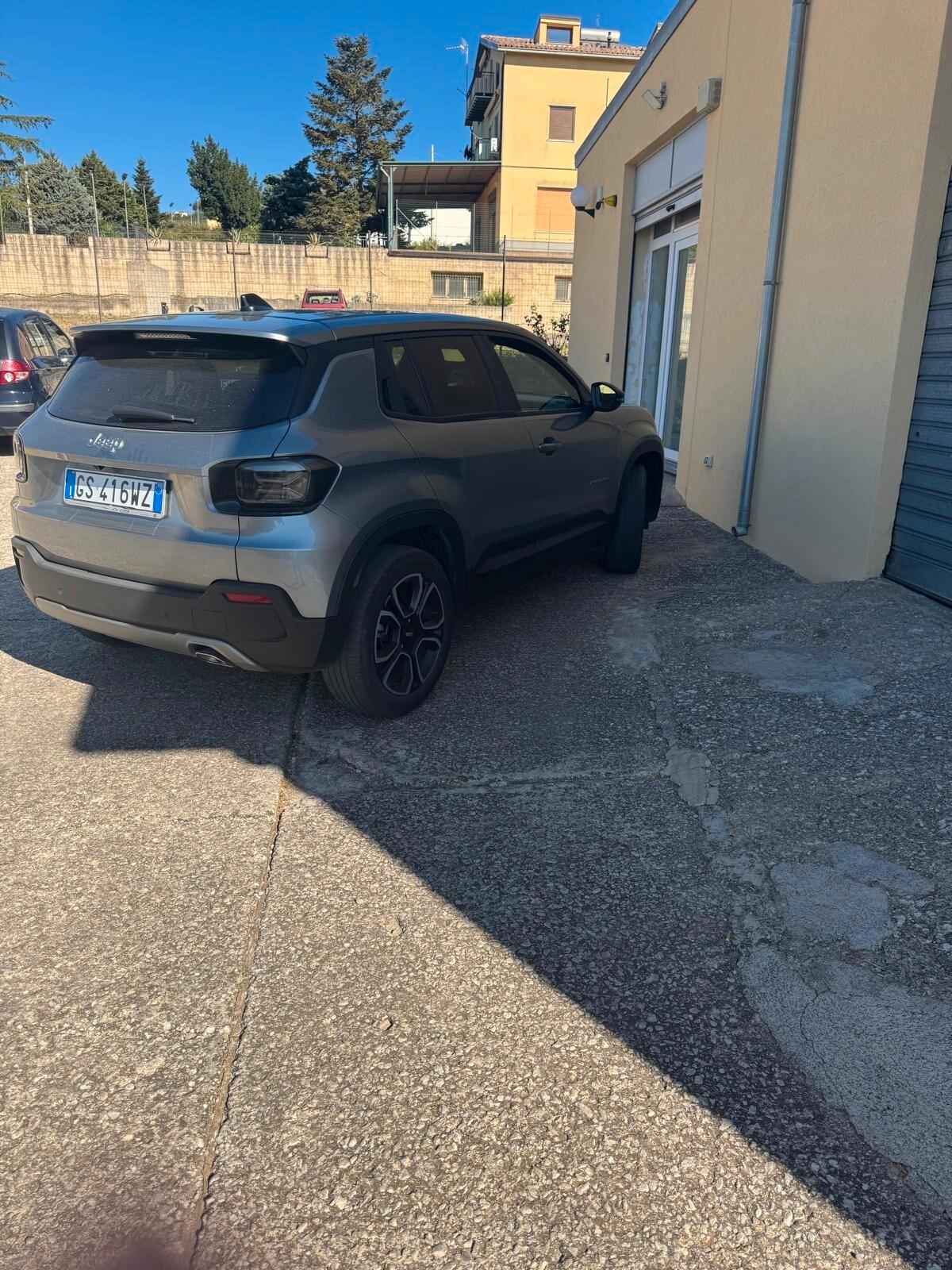 Jeep Avenger 1.2 Turbo 100 CV Summit
