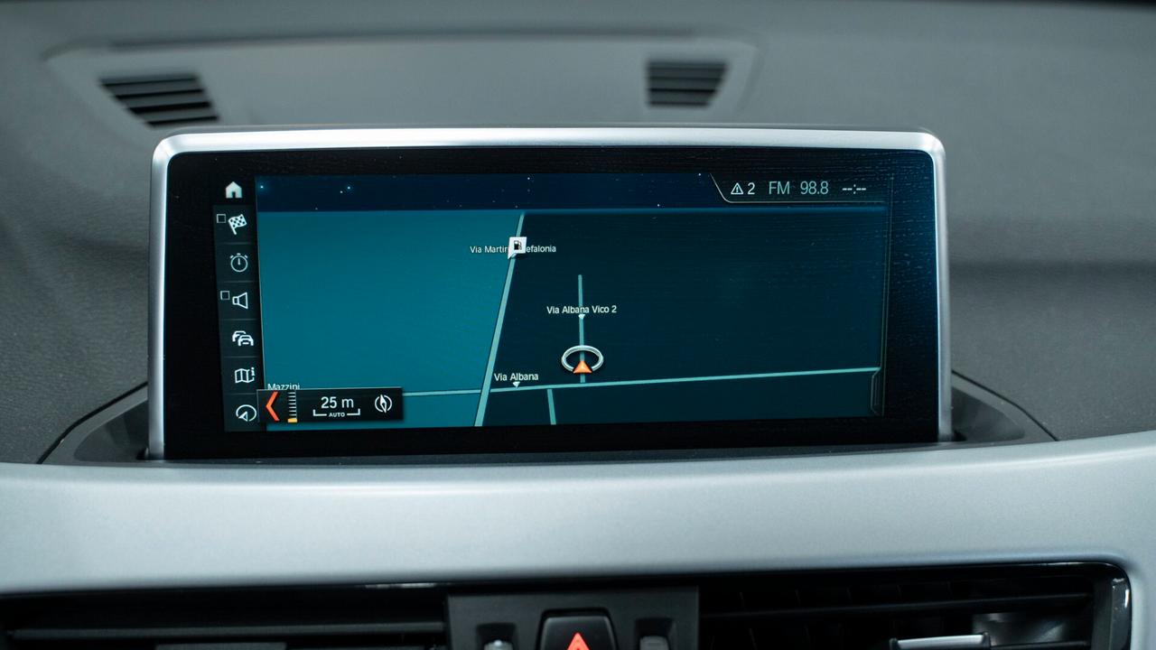 Bmw X1 XDRIVE 18D SPORT AUTO XENO NAVI HEAD-UP DISPLAY FULL OPTIONAL