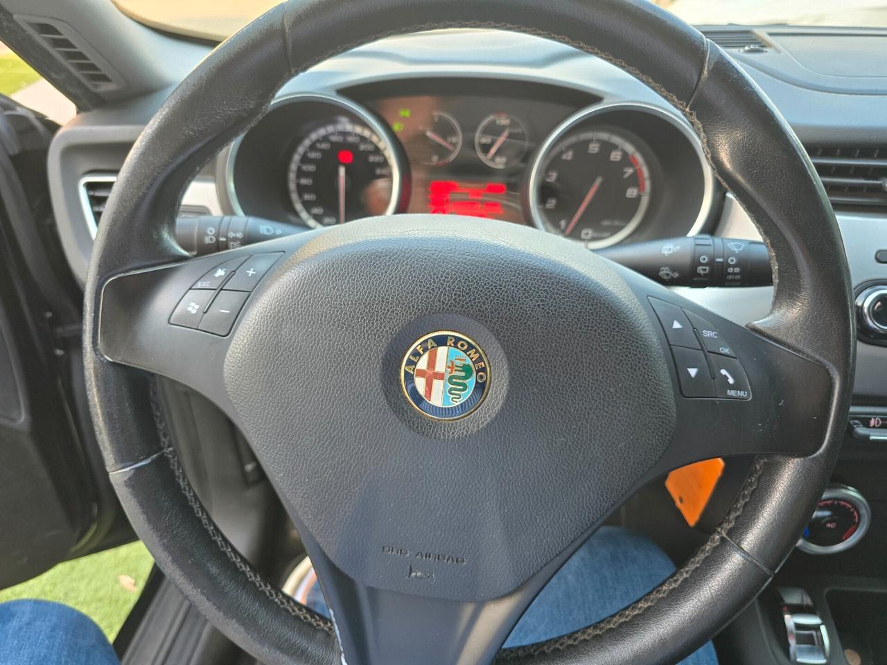 Alfa Giulietta 1.4BENZ 105CV 139000KM-2012