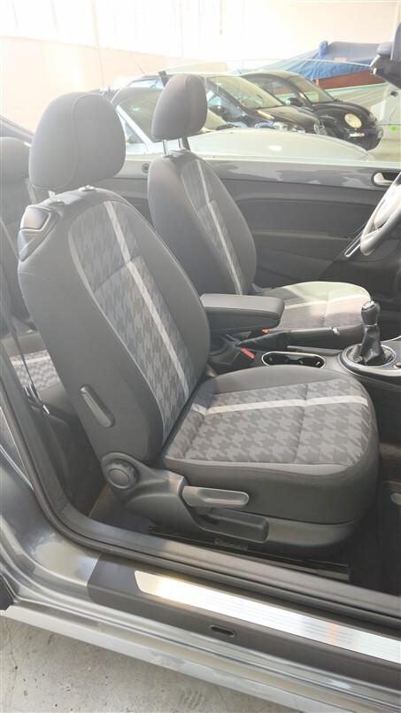 Volkswagen Maggiolino Cabrio 2.0 TDI Design BlueMotion Technology