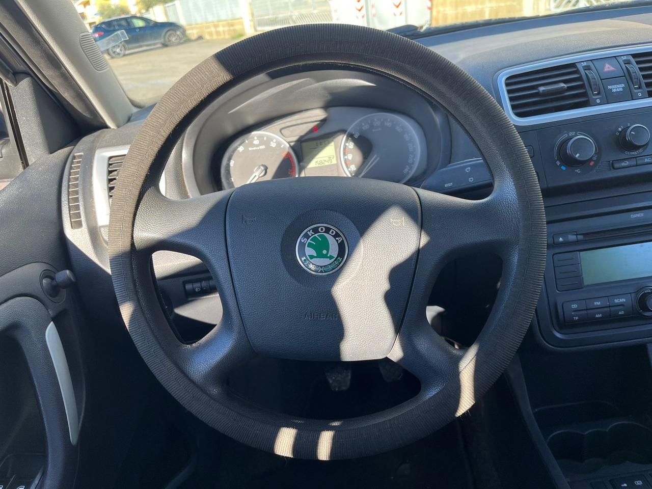 Skoda Fabia 1.2 benzina 12V 70CV 5p. Style