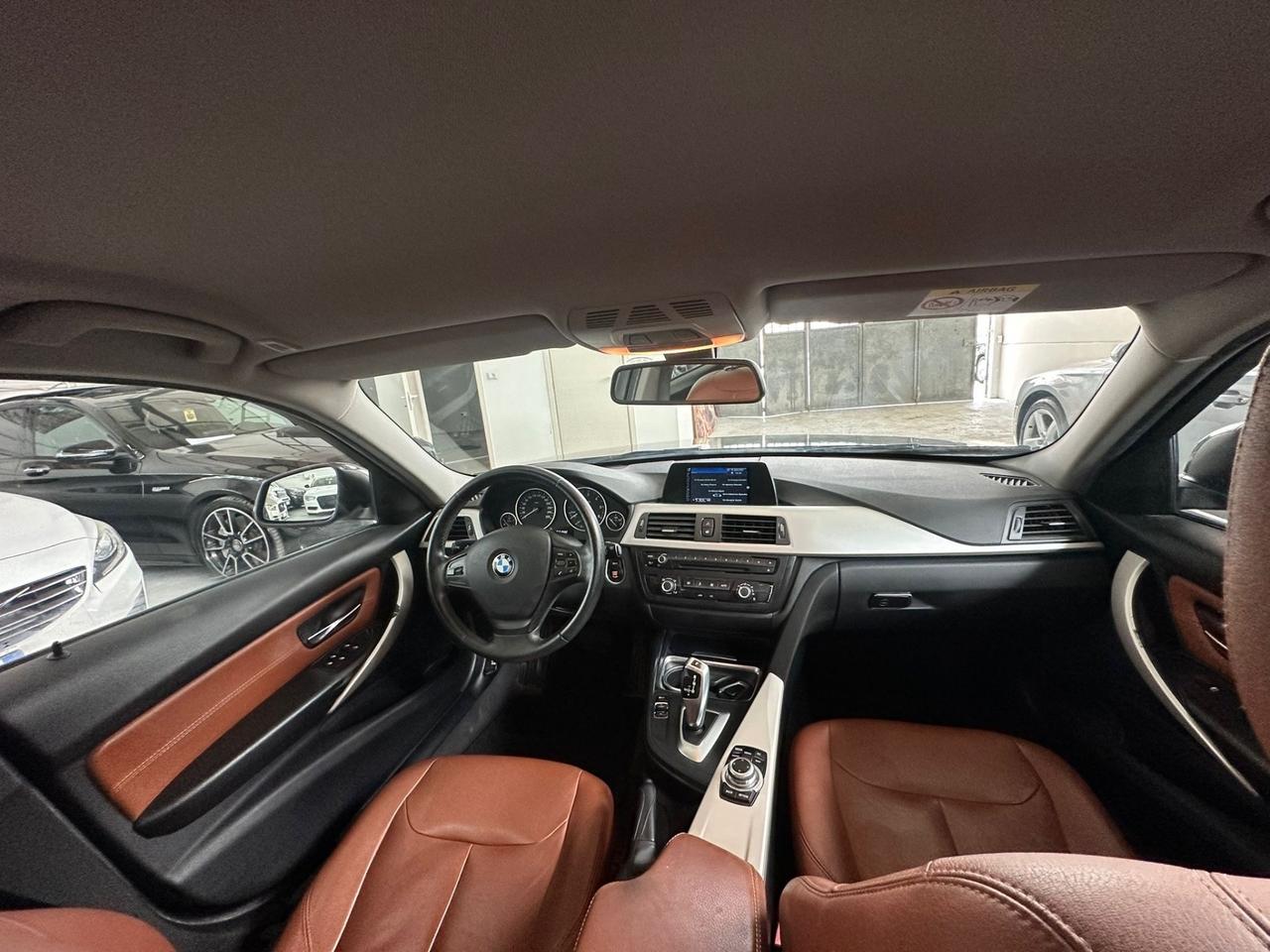 BMW 318d AUTOMATICO Touring Luxury NEOPATENTATI