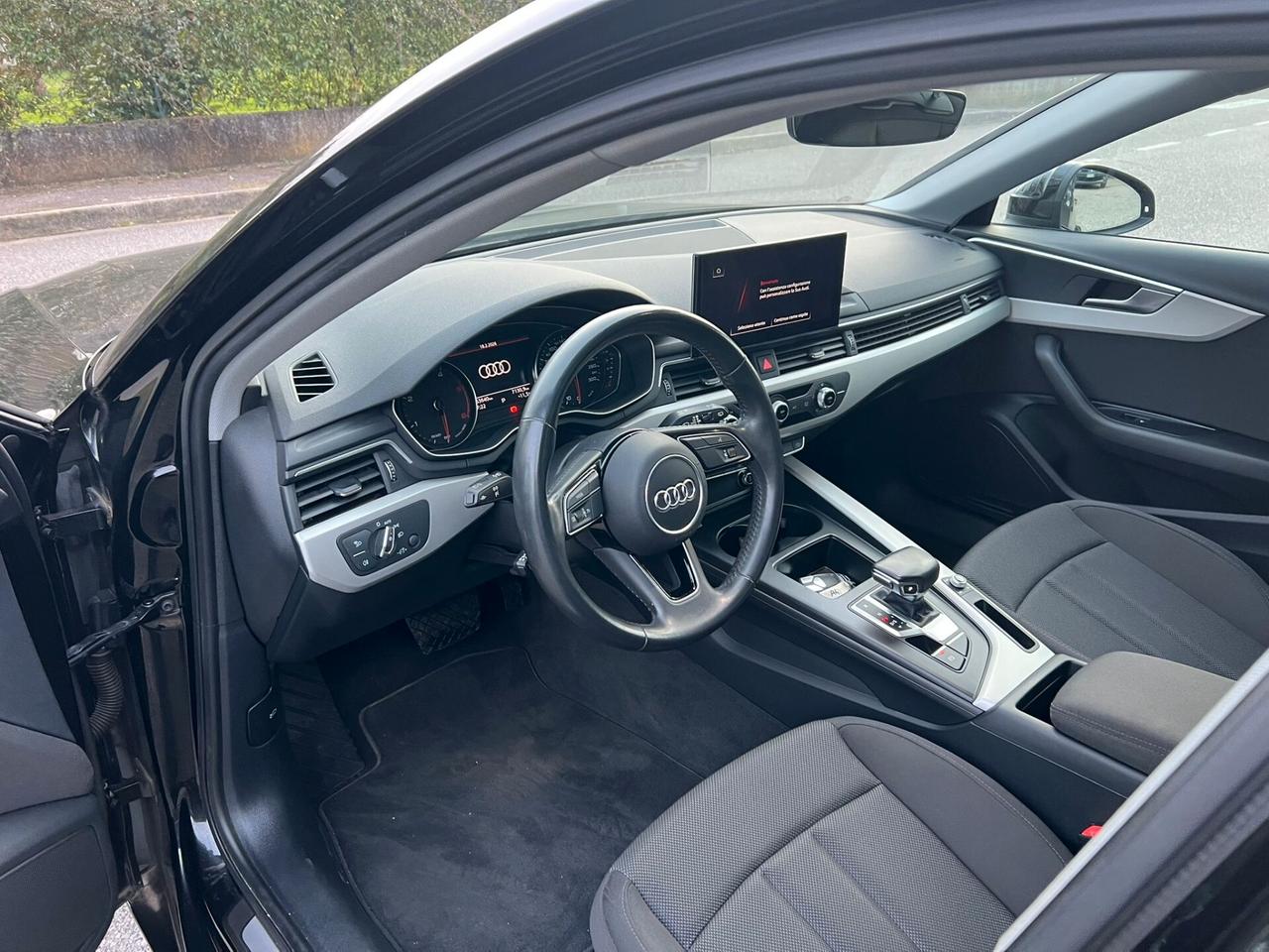 Audi A4 Avant 35 TDI S tronic Business