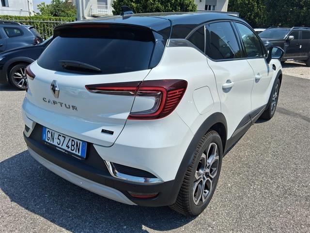 RENAULT Captur E-TECH Hybrid 145 TECHNO