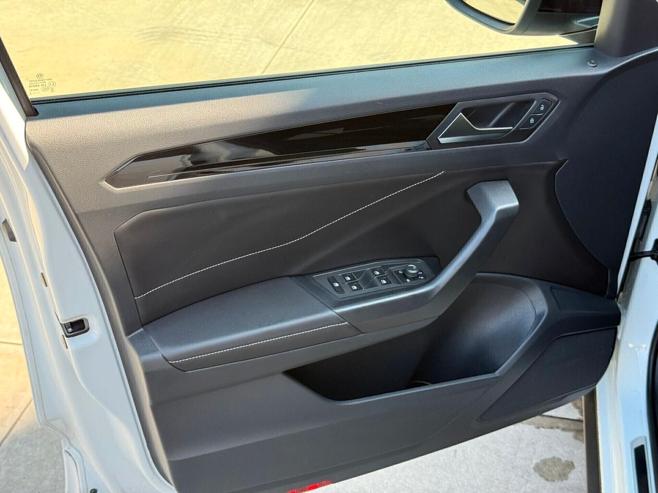 Volkswagen T-Roc 2.0 TDI SCR 150 CV DSG R-Line