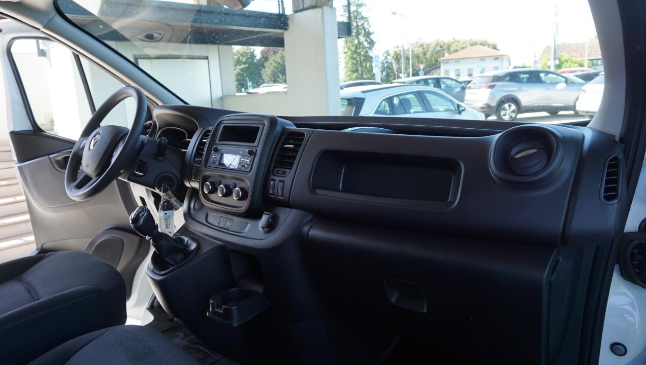 RENAULT Trafic T27 2.0 dci 120cv L1H1 Ice