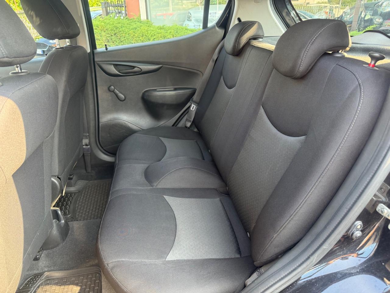 Opel Karl 1.0 75 CV
