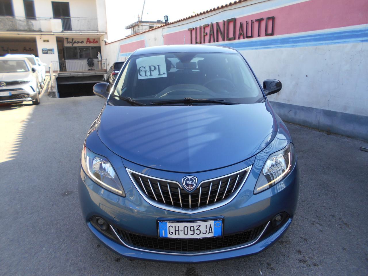 Lancia Ypsilon 1.2 69 CV 5 porte GPL Ecochic Silver