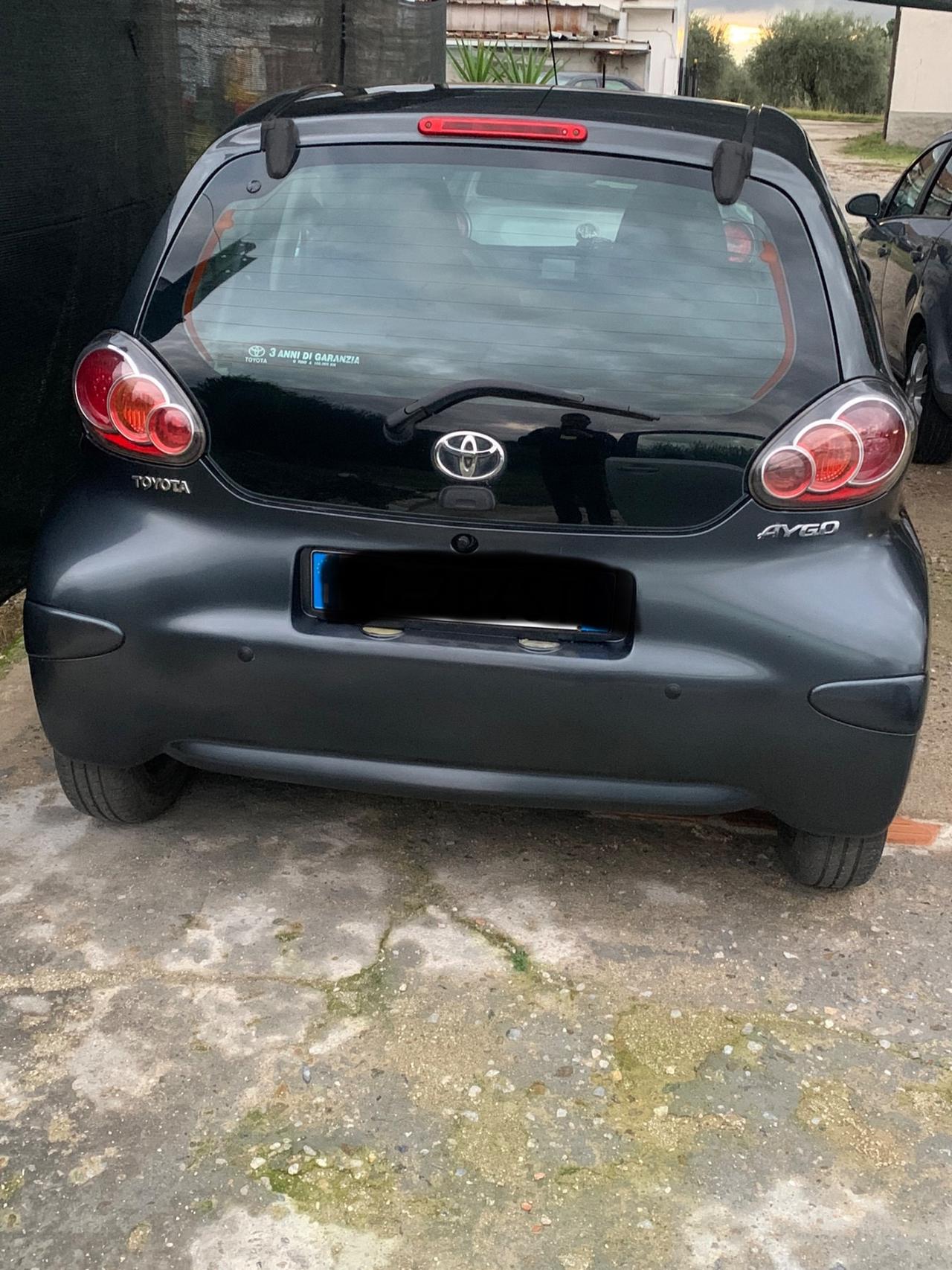 Toyota Aygo 1.0 12V VVT-i 5 porte Deep Ocean Connect