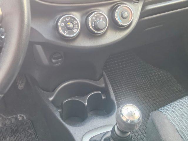 TOYOTA Yaris 1.0 5 porte Lounge gpl