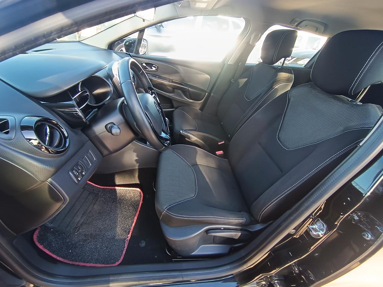 Renault Clio Sporter 1.5 dCi 8V 75CV Costume National