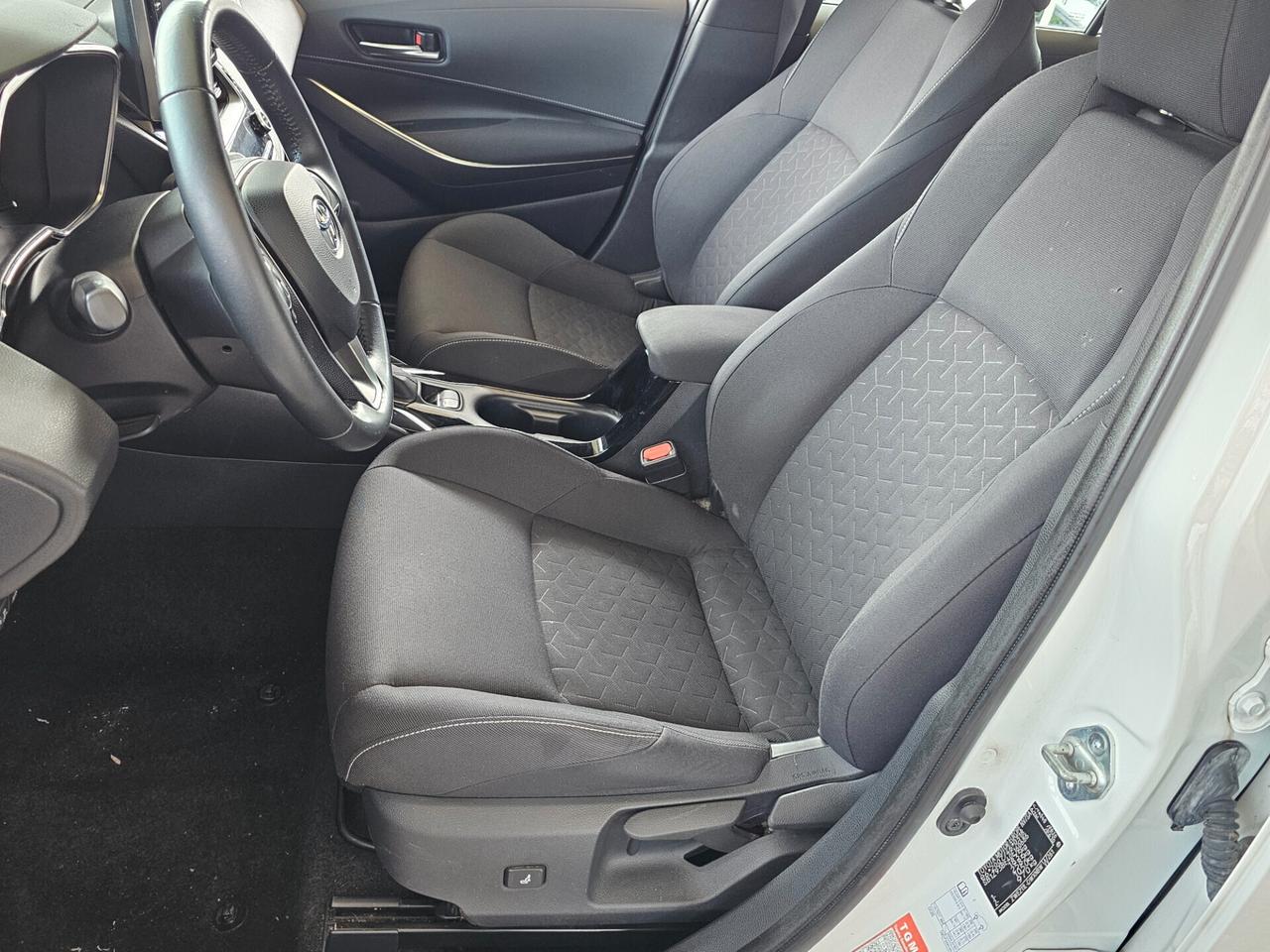 Toyota Corolla Touring Sports 1.8 Hybrid Business Tech