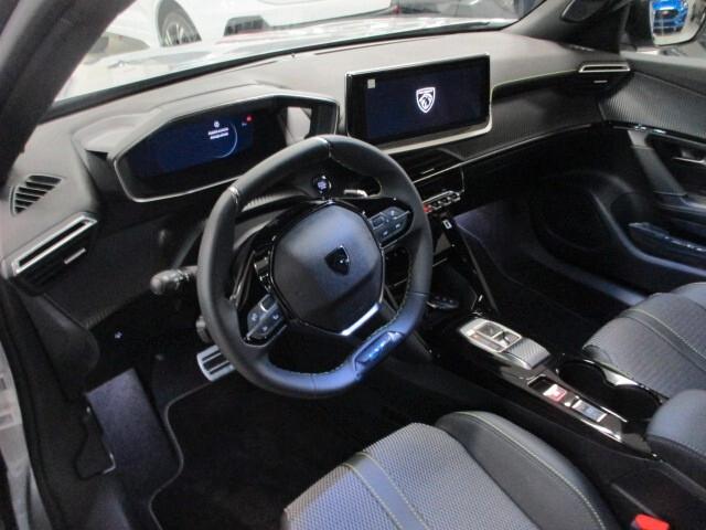 Peugeot 2008 Hybrid 145 e-DCS6 GT