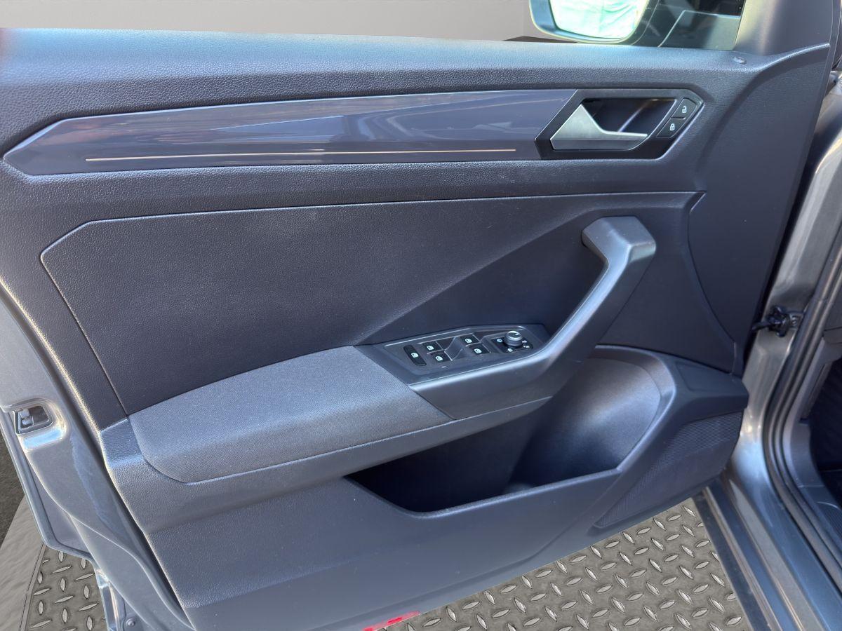 VOLKSWAGEN - T-Roc - 1.6 TDI 116CVSCR Advanced BlueMot.Tech.