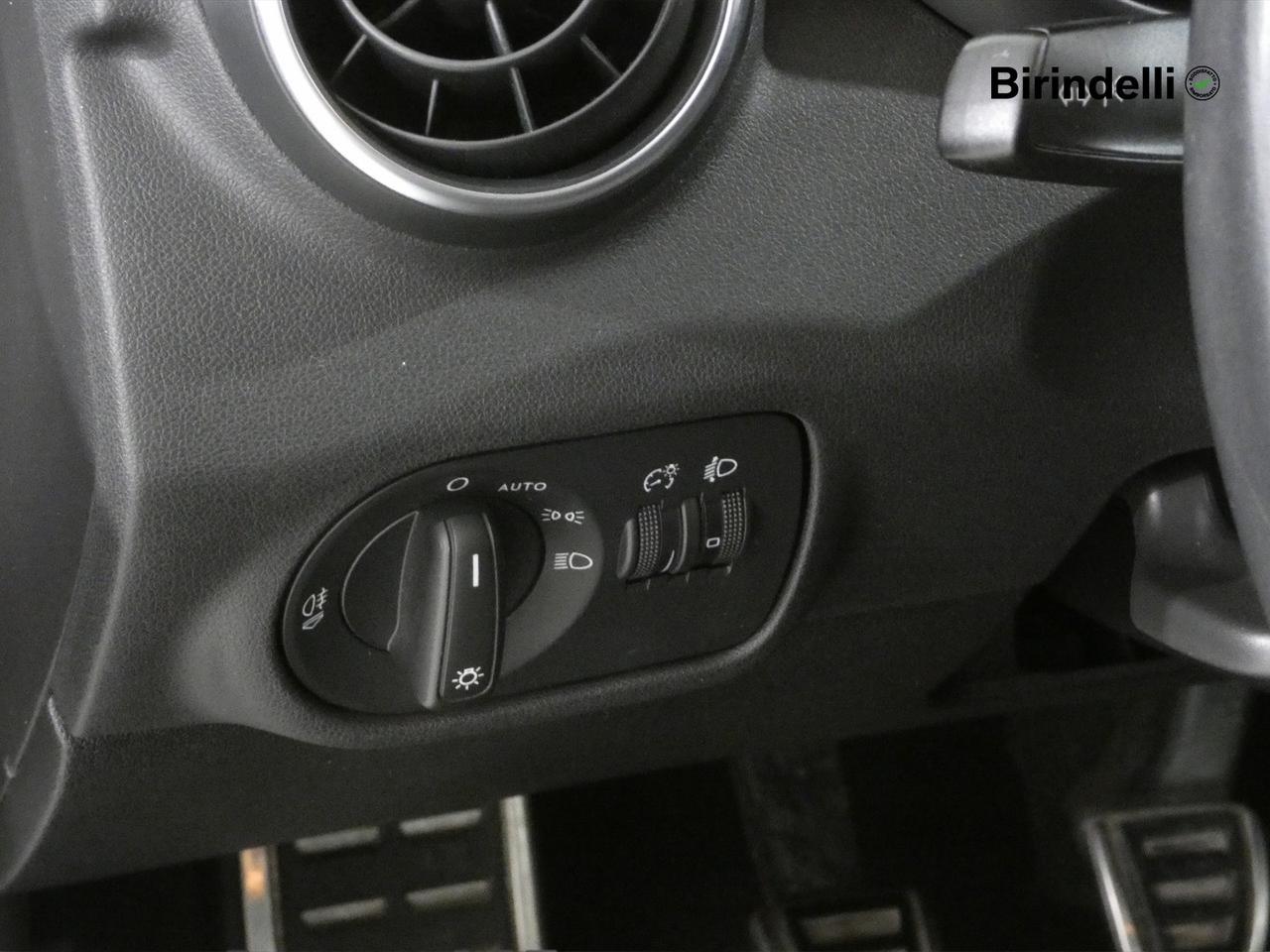 AUDI A1/S1 - A1 SPB 1.0 82CV TFSI Admired