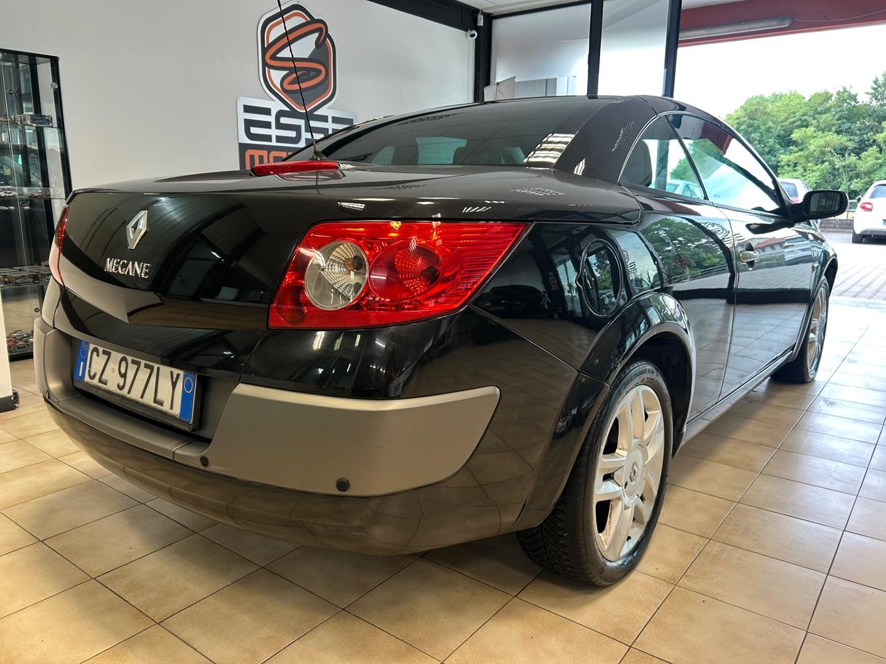 Renault Megane Mégane C-C 1.9 dCi/130CV Confort Authentique