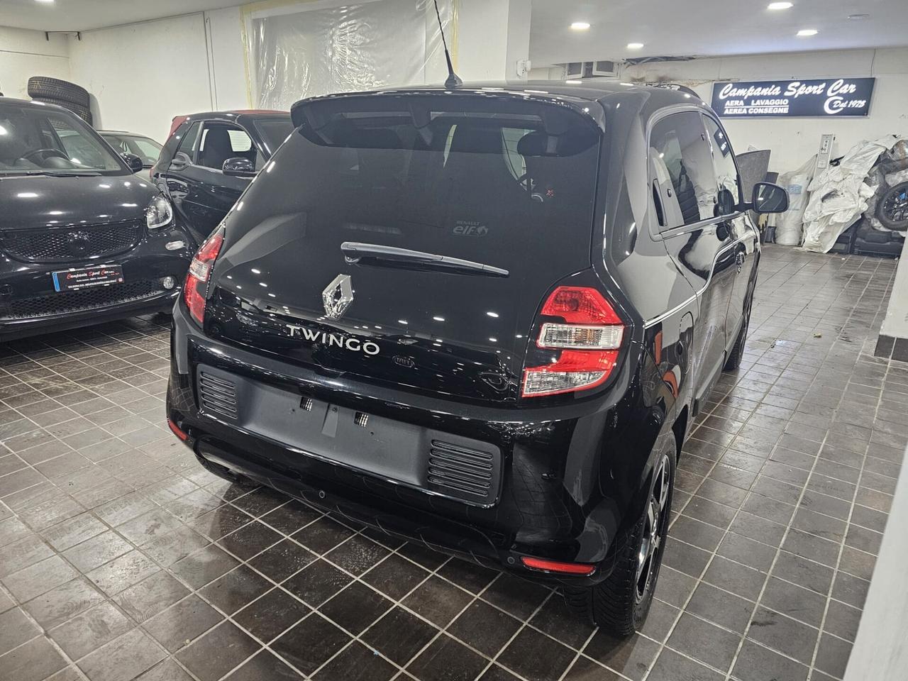 NUOVA RENAULT TWINGO INTENS TCe 0.9 BENZ 90CV TOTAL BLACK EDITION