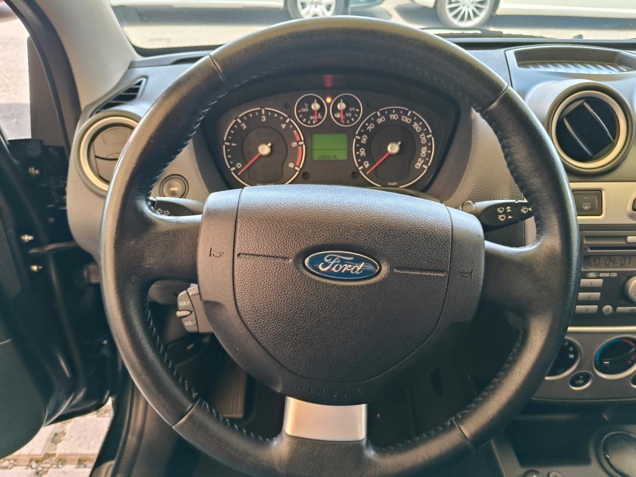 Ford Fiesta 1.4 TDCi 5p. Ghia