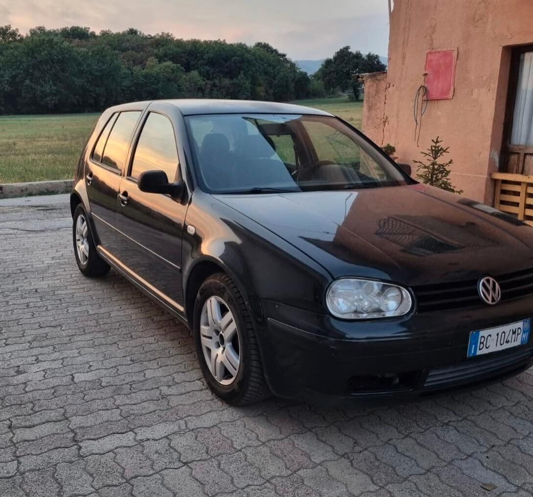 Volkswagen Golf 1.4 16V cat 5 porte auto ASI