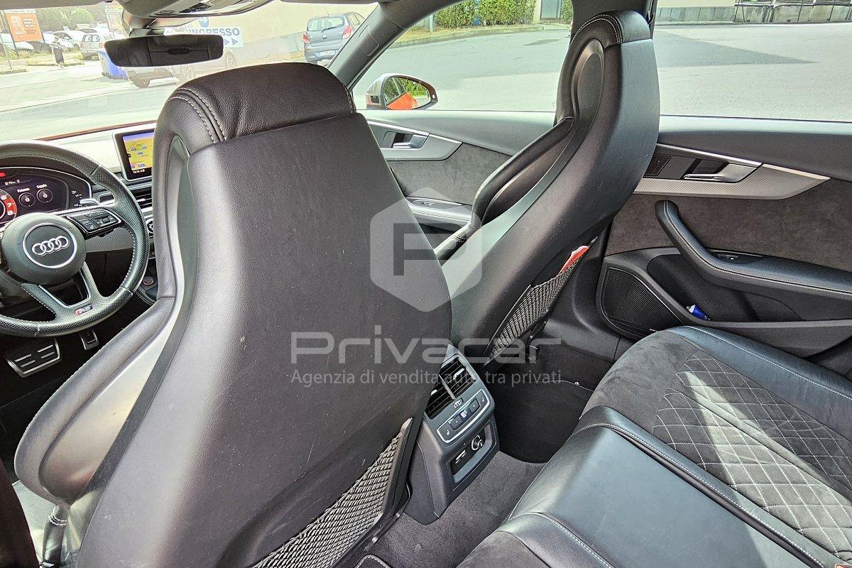 AUDI RS 4 Avant 2.9 TFSI quattro tiptronic
