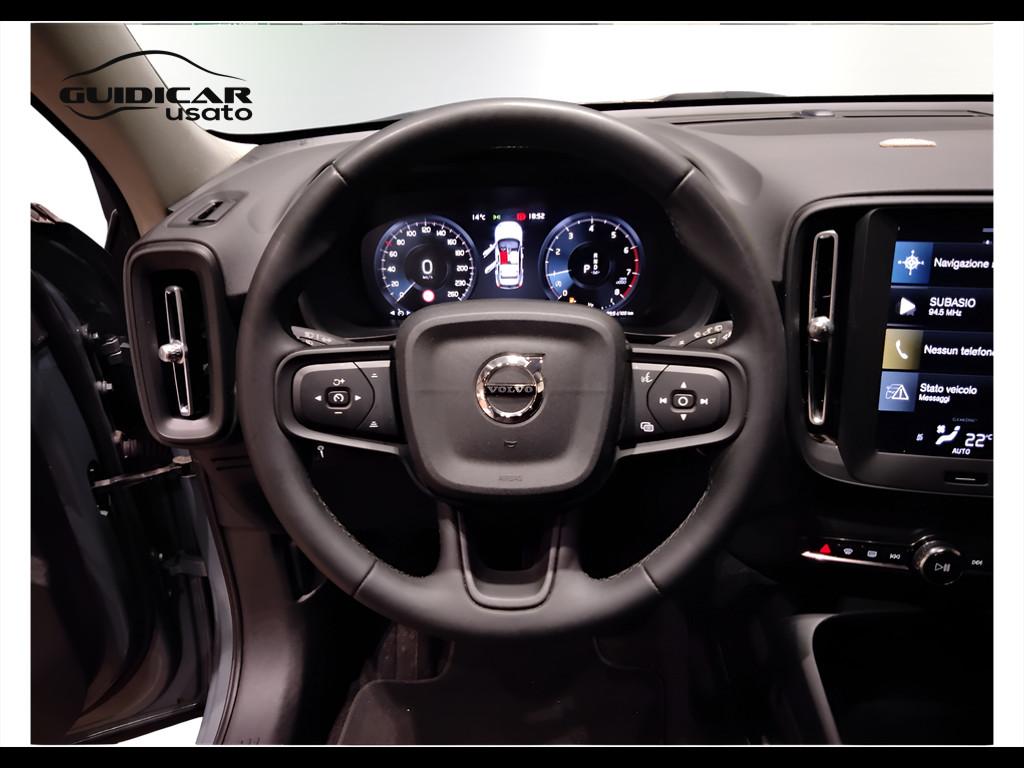 VOLVO XC40 2023 - XC40 1.5 t2 Essential auto