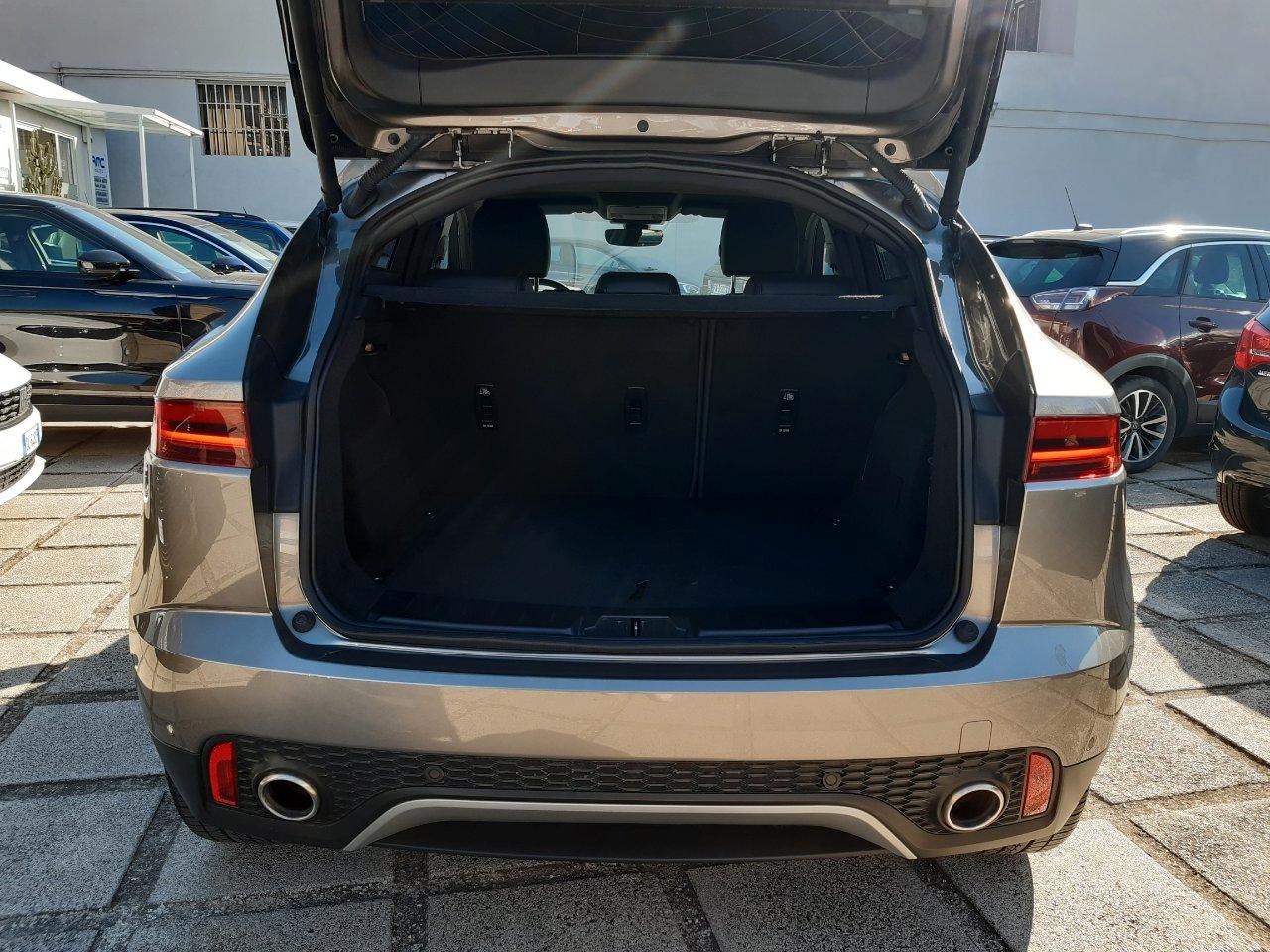Jaguar E-Pace 2.0d i4 R-Dynamic HSE awd 150cv auto my19