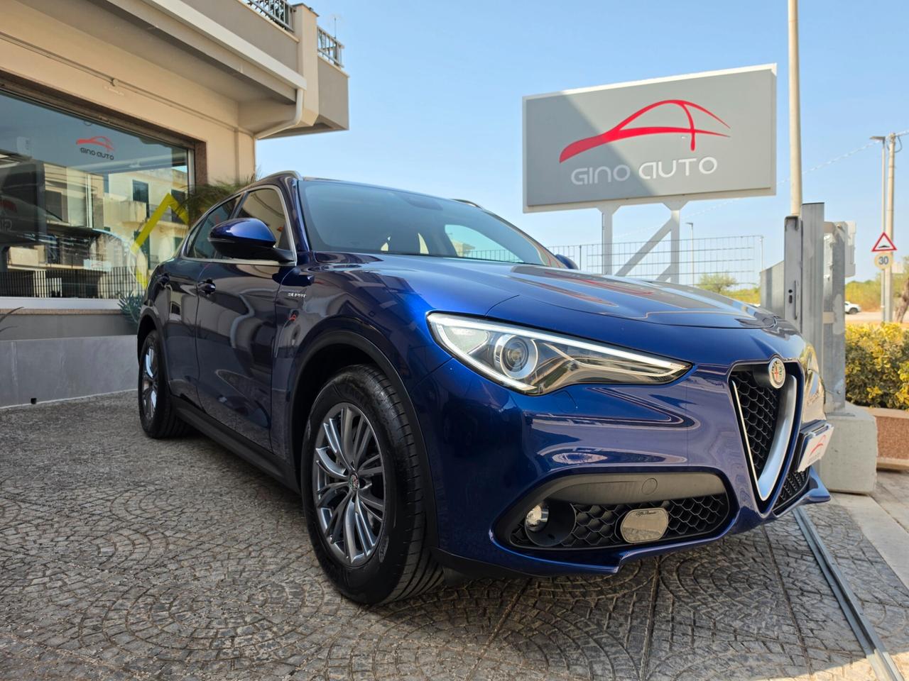 Alfa Romeo Stelvio 2.2 Turbodiesel 160 CV AT8 RWD Super