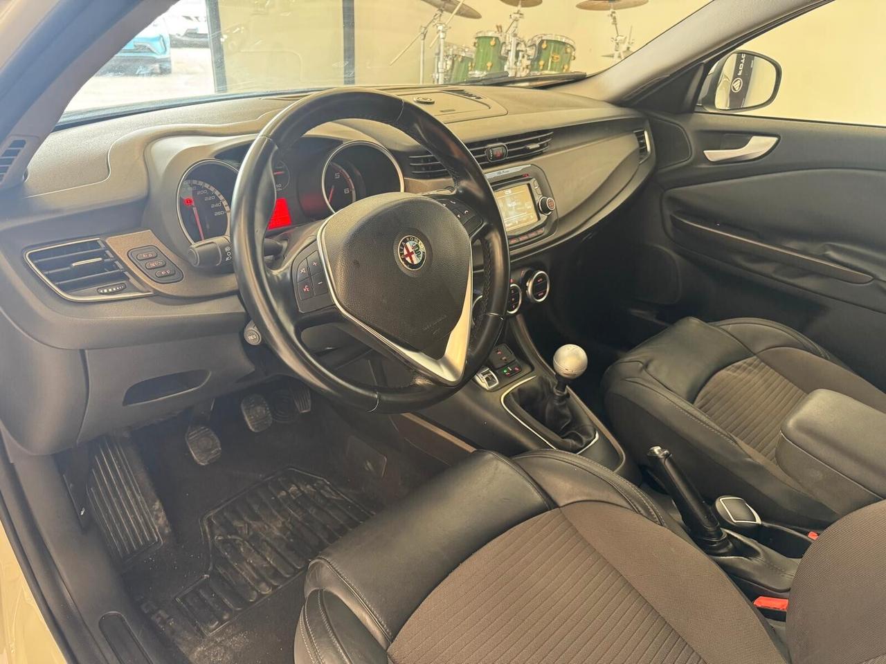 Alfa Romeo Giulietta 1.6 JTDm 105CV RESTYLING 2014