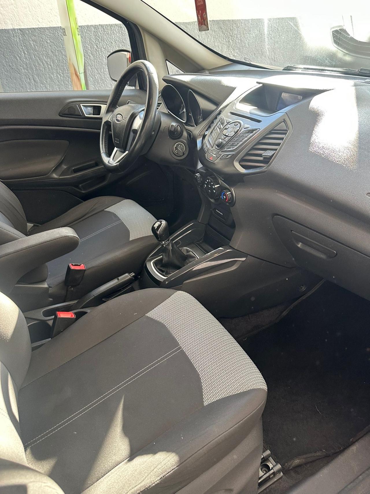 Ford EcoSport 1.5 TDCi 95 CV Business