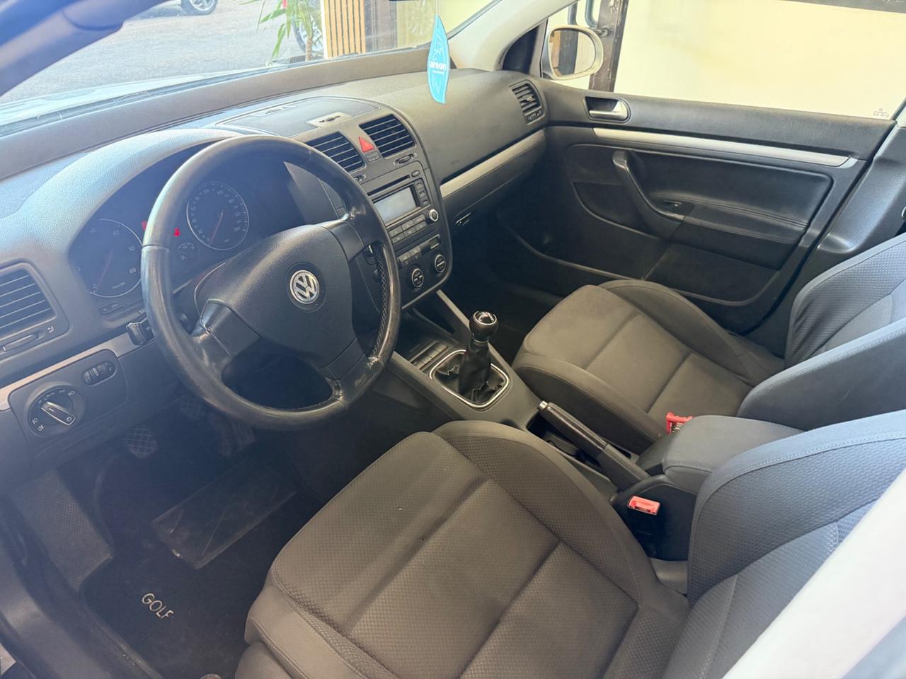 Volkswagen Golf 2.0 TDI DPF 4mot. 5p. Sportline