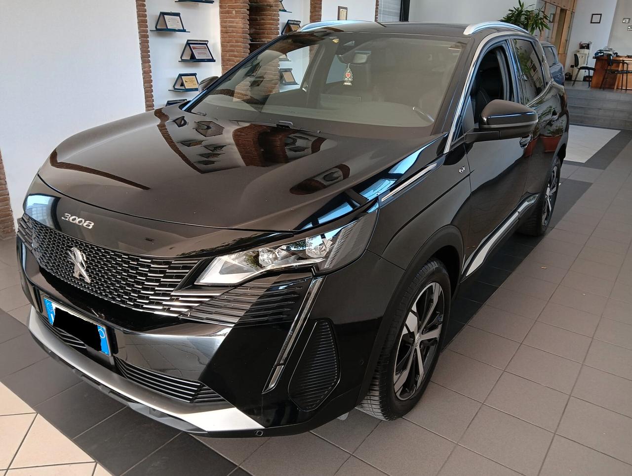 Peugeot 3008 BlueHDi 130 GT LINE cambio AUTOMATICO