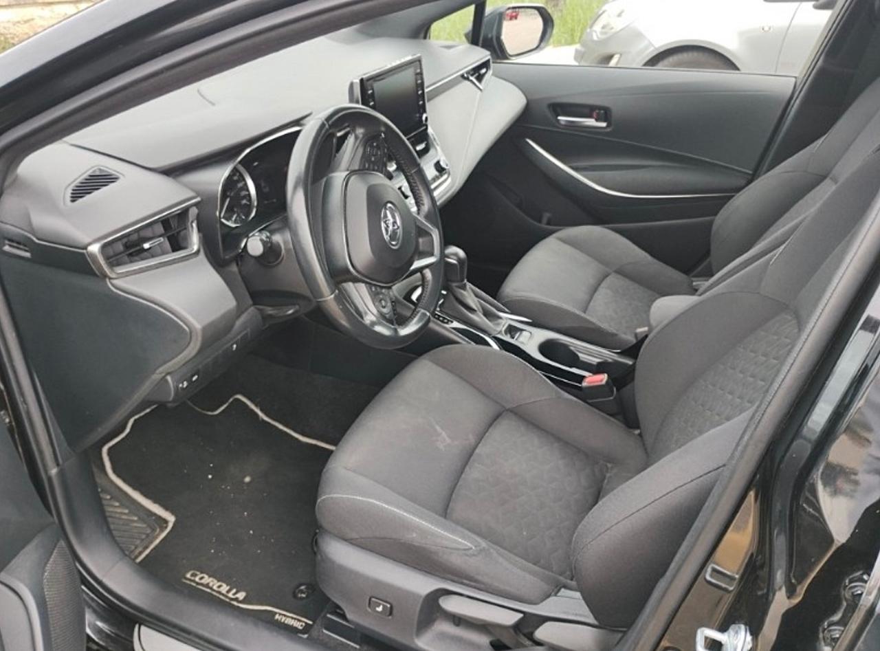 Toyota Corolla Touring Sports 1.8 Hybrid Business