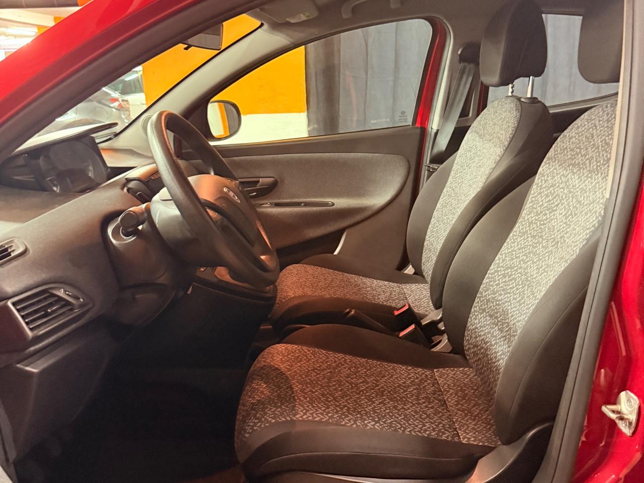 SPETTACOLARE LANCIA YPSILON MILD- HYBRID UNICO PROPRIETARIO CON SOLI 31.663 KM