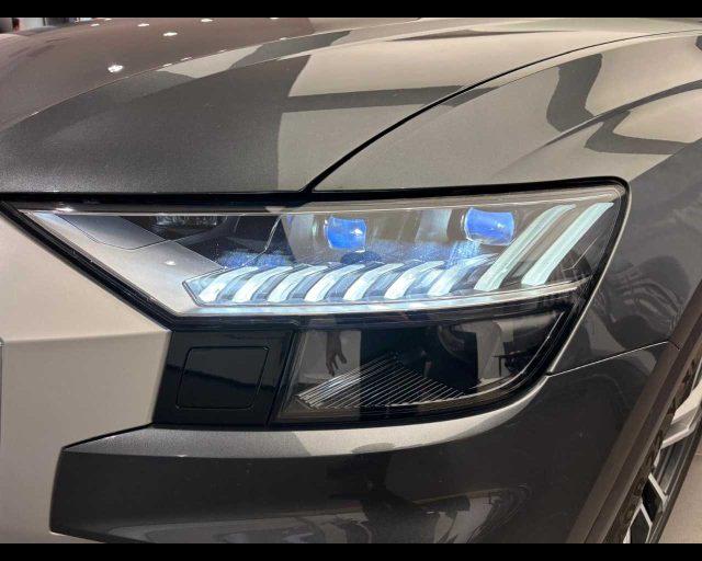 AUDI SQ8 TFSI quattro tiptronic sport attitude