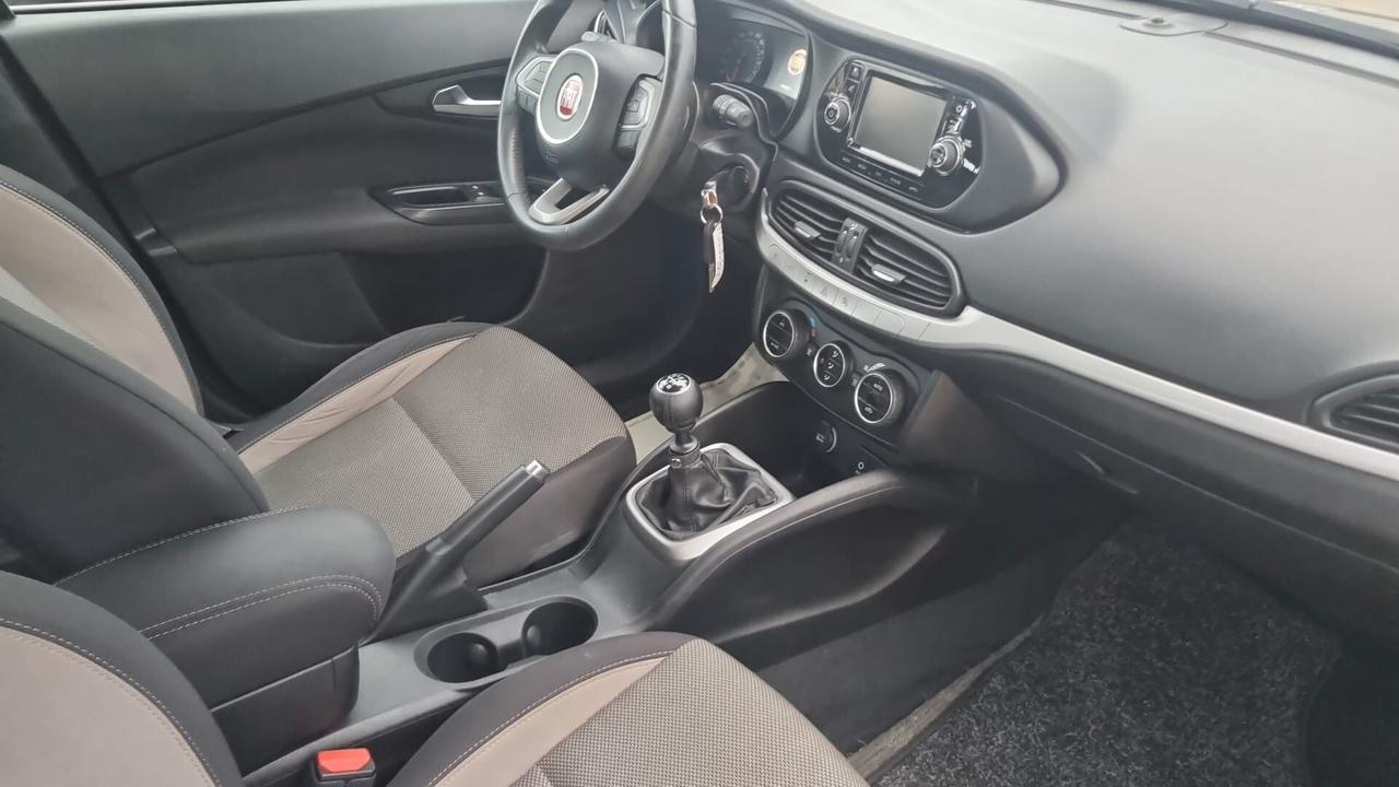 Fiat Tipo 1.6 Mjt 4 porte Opening Edition