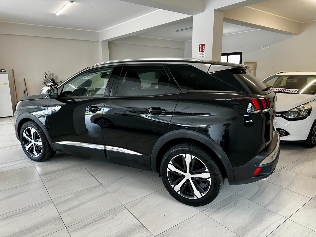 Peugeot 3008 BlueHDi 120 cv Allure