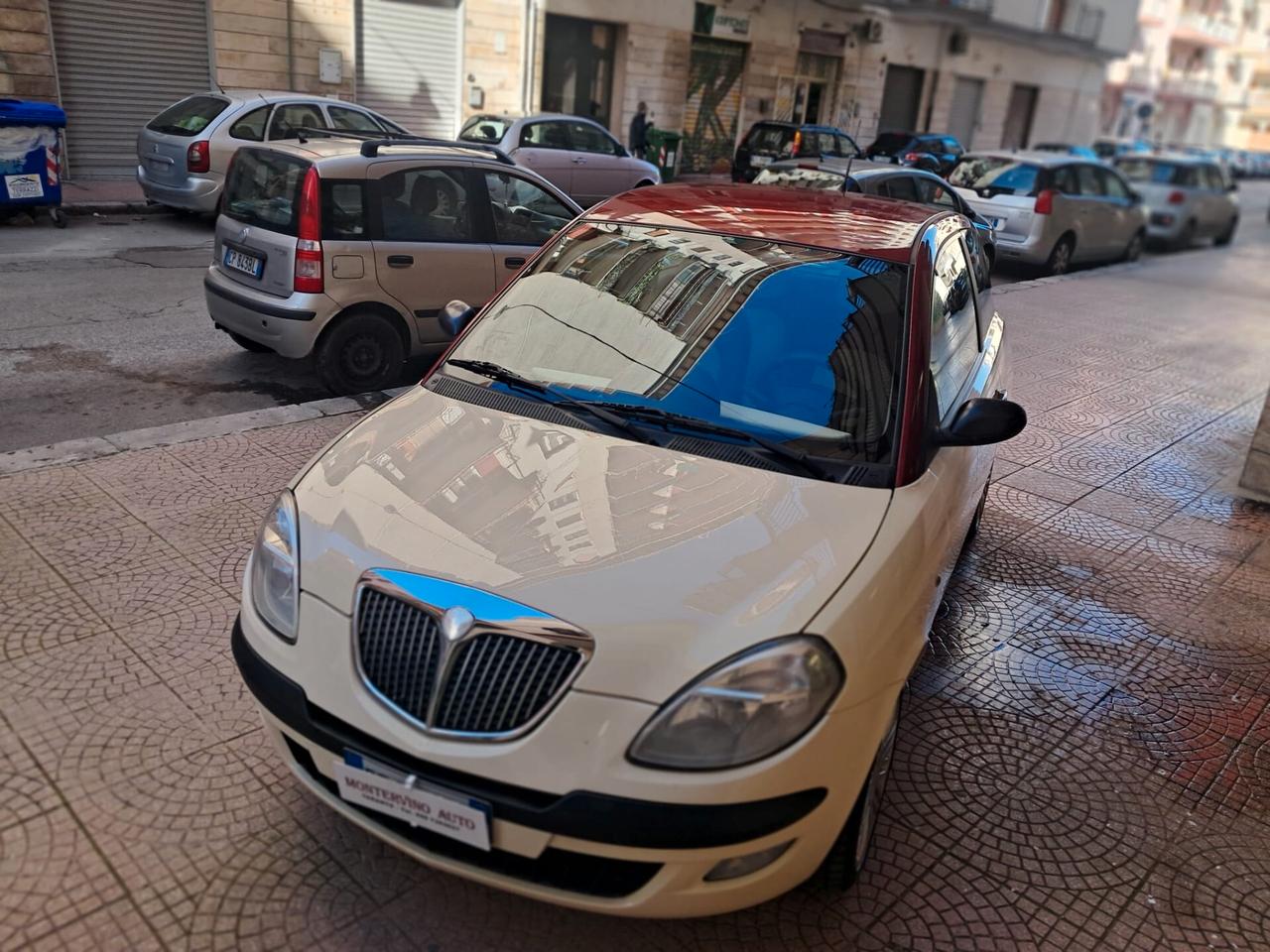 LANCIA YPSILON 1.2 BICOLOR-NEOPATENTATI-Euro3490