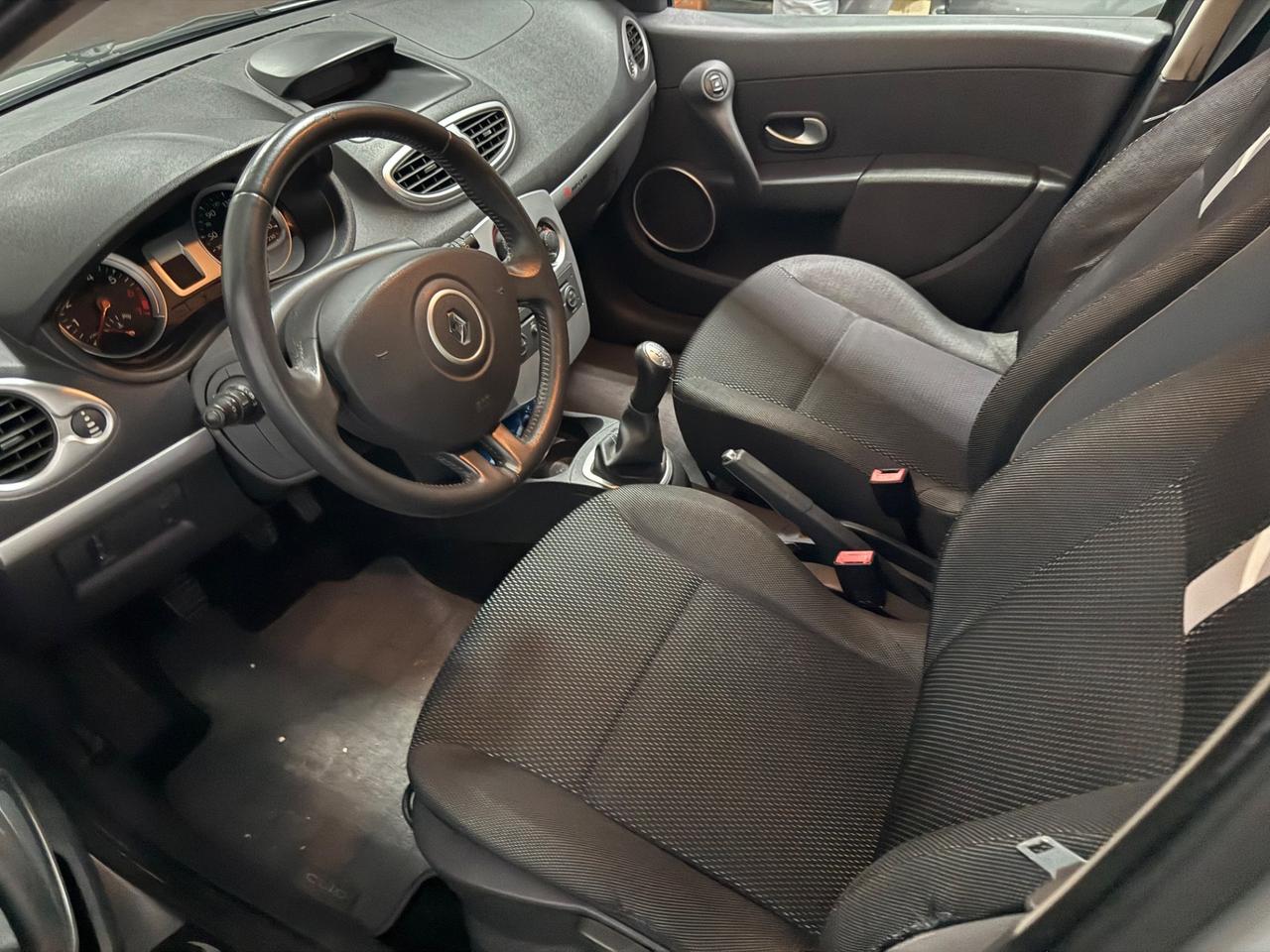 Renault Clio 1.2 16V TCE 100CV SporTour Le Iene