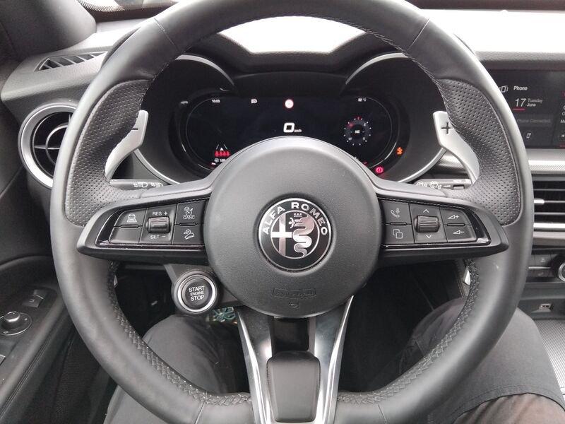 Alfa Romeo Stelvio 2023 2.2 t Veloce Q4 210cv auto
