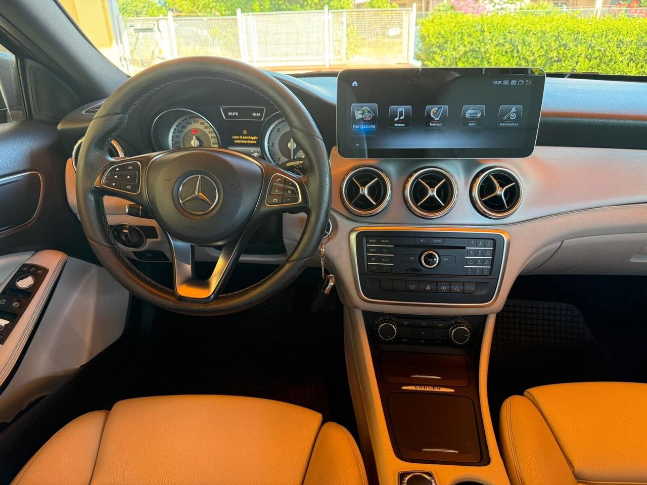 Mercedes-benz GLA 200 d Automatic Enduro Activity