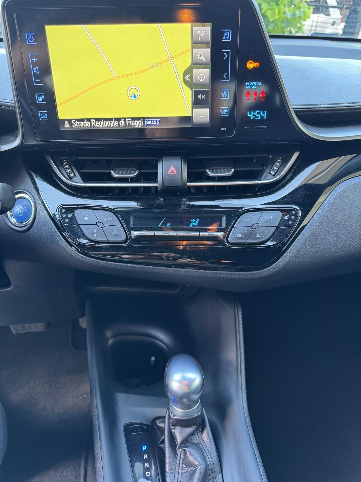 Toyota C-HR 1.8 Hybrid E-CVT Business