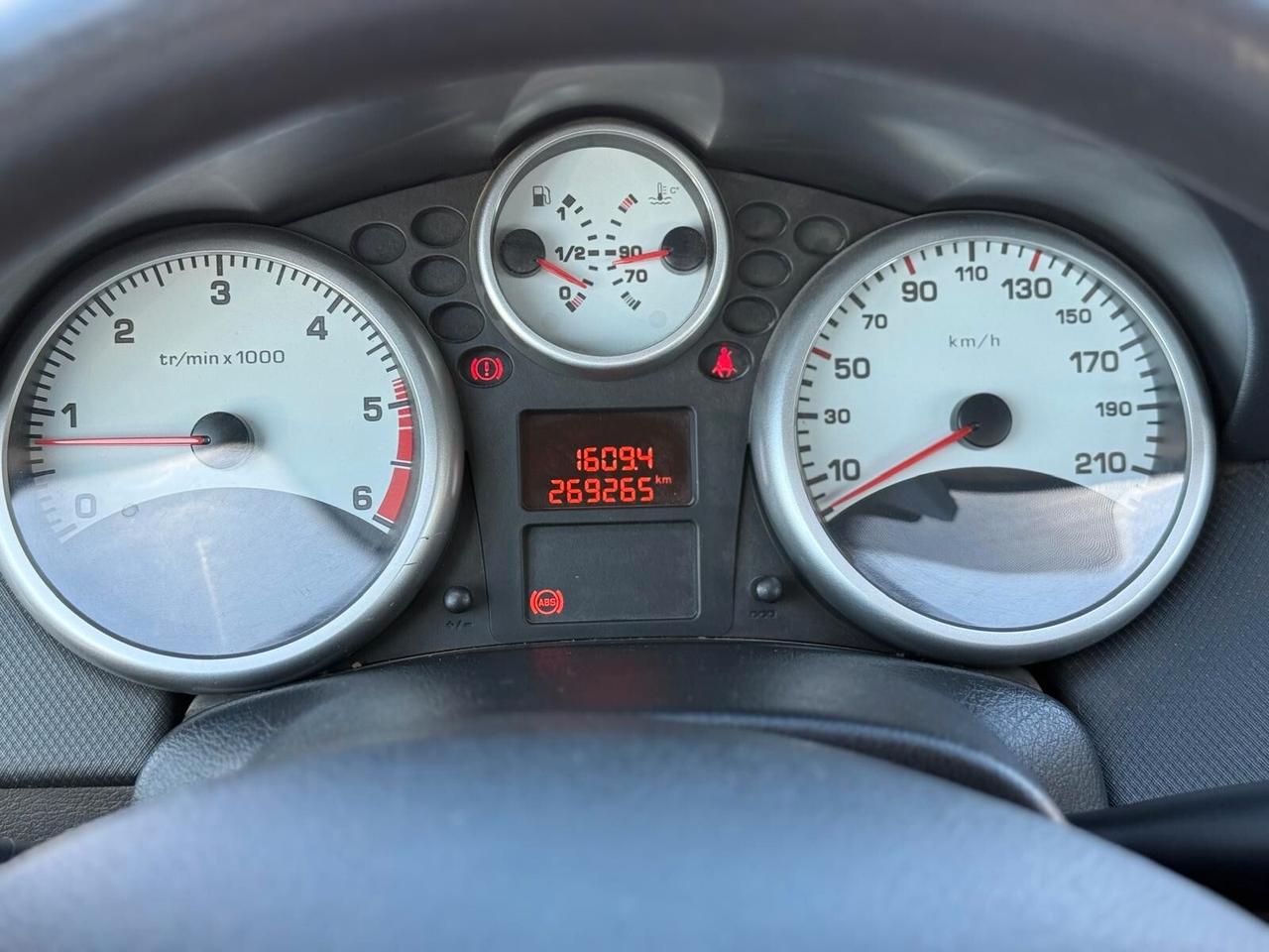 Peugeot 207 1.4 HDi 70CV 5p. X Line *Ok Neopatentati