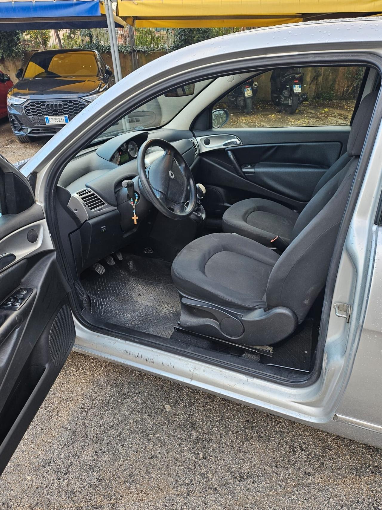 Lancia Ypsilon 1.2 69 CV 5 porte GPL Ecochic Platinum