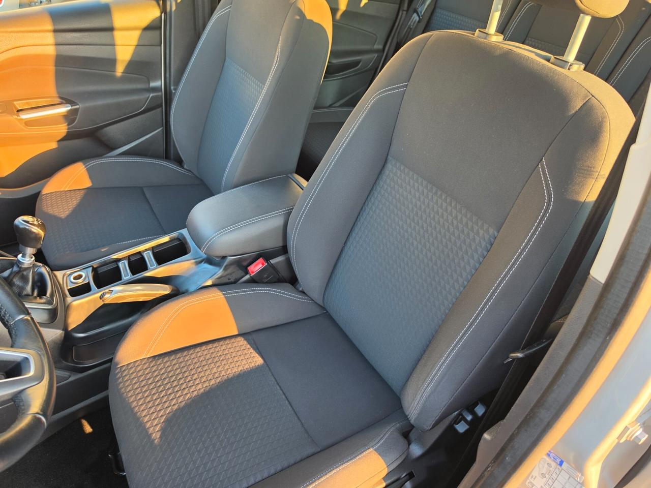 Ford C-Max 1.5 TDCi 120CV Business Edition