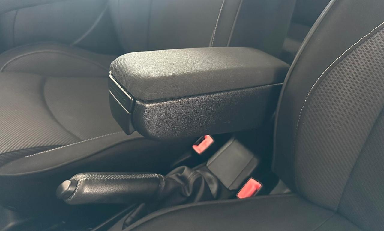 Alfa Romeo MiTo 1.6 JTDm 16V Distinctive Sport Pack