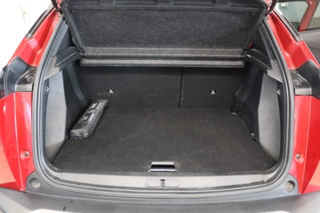 PEUGEOT 2008 BlueHDi 130 S&S EAT8 GT Pack