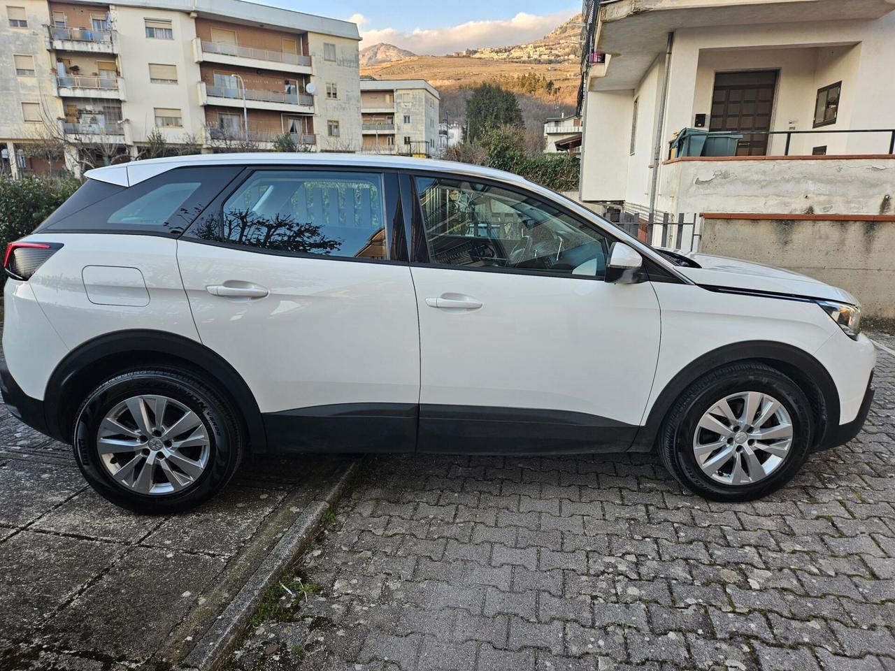 Peugeot 3008 BlueHDi 130 S&S