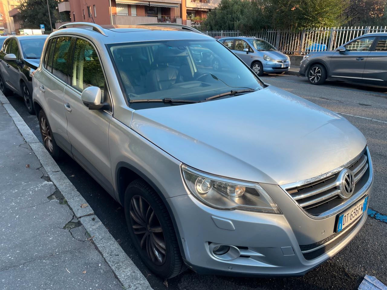Volkswagen Tiguan 2.0 TSI 4MOTION tiptronic Sport & Style