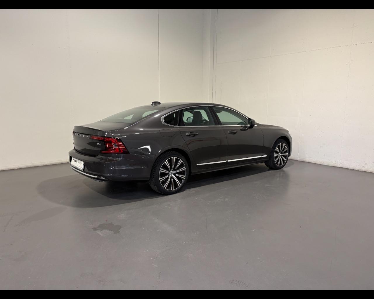 VOLVO S90 B4 PLUS BRIGHT AUTO