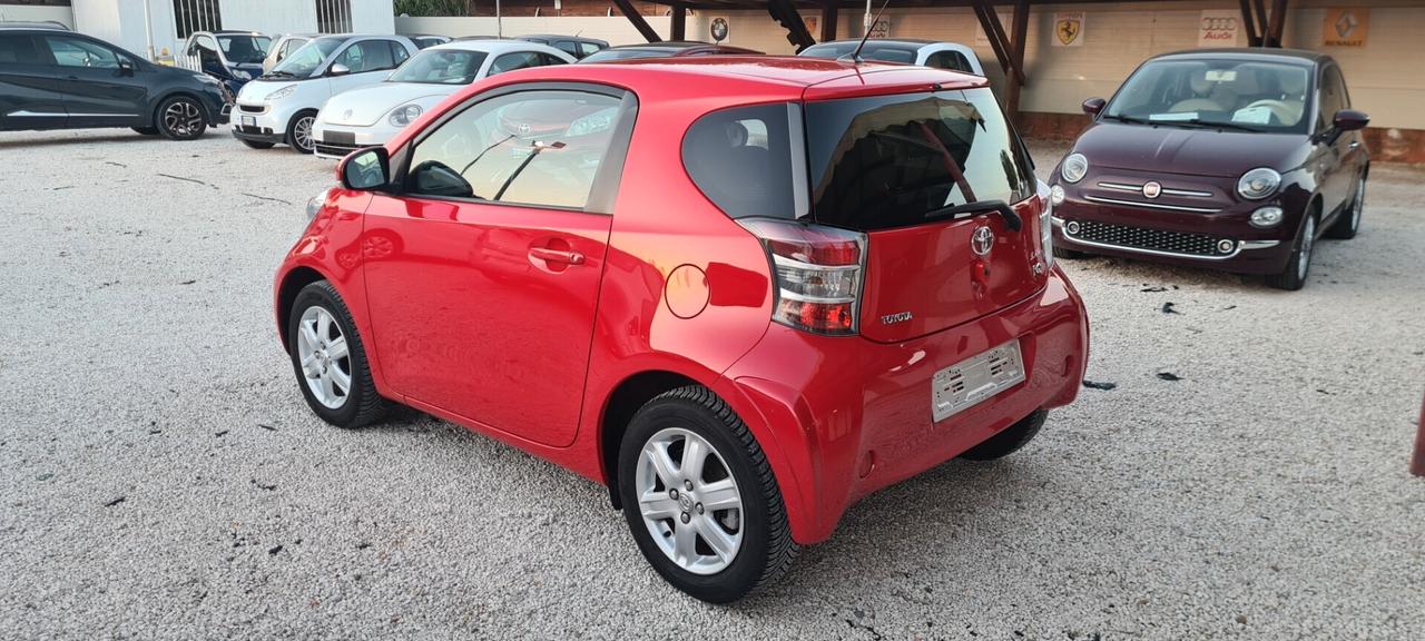 Toyota iQ 1.0 NESSUN OBBLIGO DI FINANZIAMENTO NEO PATENTATI GAR.12 MESI